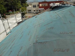ルーフィング敷き