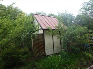 山小屋の屋根