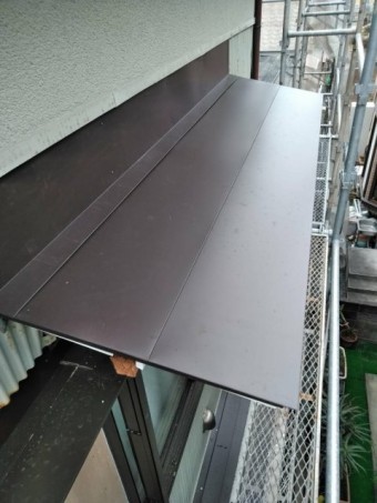 沼津市 板金の庇取替