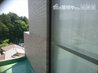 三島市サッシ廻りコーキング