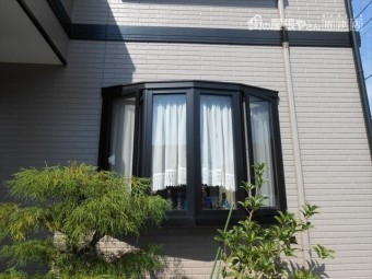 伊豆の国市弓型出窓