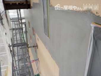 三島市外壁のクラック部分改修