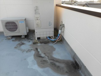 長泉町陸屋根水垢汚れ