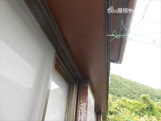軒裏
