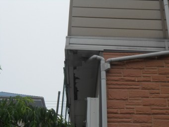 ベランダ下の雨漏り
