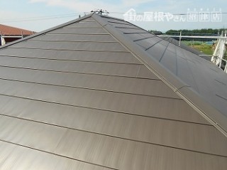 横暖ルーフ葺き