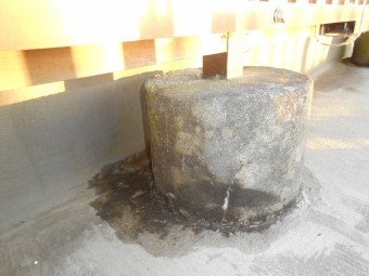 雨漏り原因か?