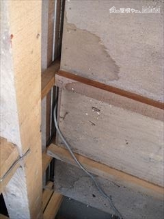カラーベスト屋根雨もり後