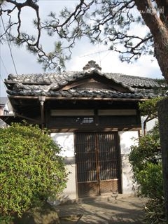 屋根瓦工事前