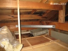 屋根裏
