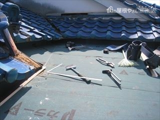 防水シート貼