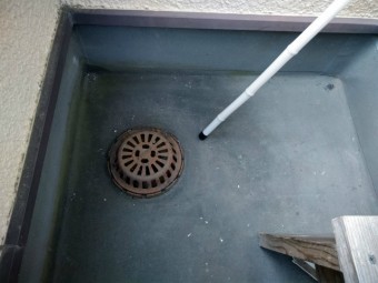 三島市ベランダドレン