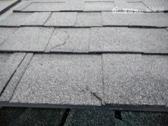 屋根材割れ
