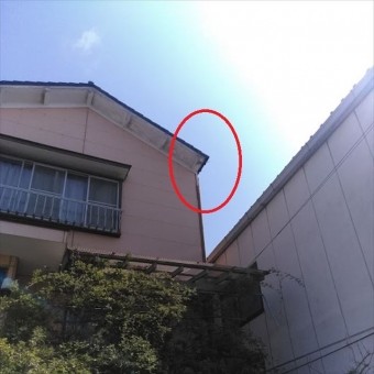 沼津市雨樋外れ