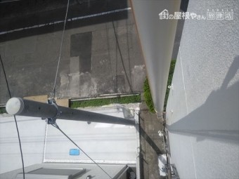 沼津市雨樋デンデン腐食
