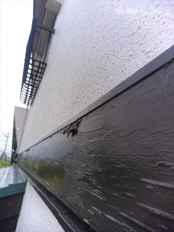 帯の塗膜剥がれ