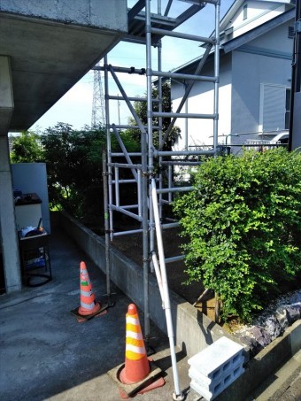 伊豆の国市簡易足場設置
