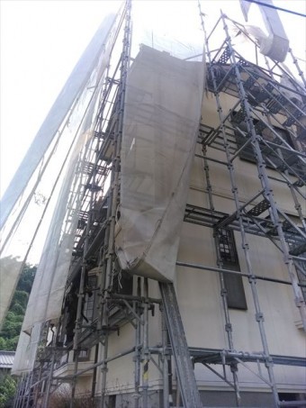 沼津市足場設置屋根工事