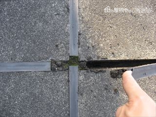 既存目地撤去