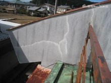 ベランダひび割れ・錆