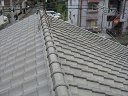 屋根瓦撤去