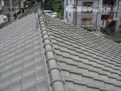 屋根瓦撤去
