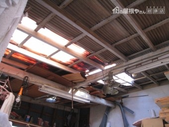 トタン屋根破損