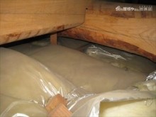 屋根裏断熱材