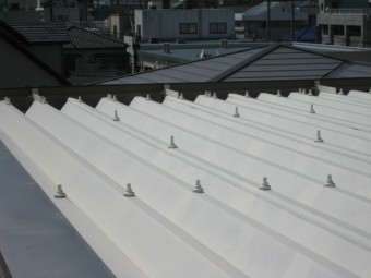 沼津市折半屋根塗装工事