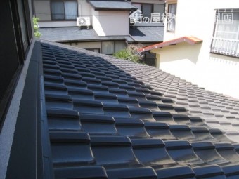 地震対策前の瓦屋根