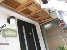 玄関屋根下地木
