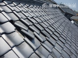 瓦のずれ