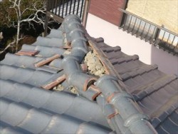 屋根棟のズレ