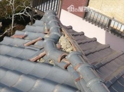 屋根棟のズレ