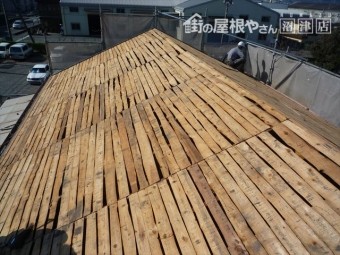 沼津市 屋根の野地板状況