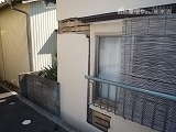 外壁が落下しています。