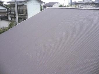 波板鋼板屋根