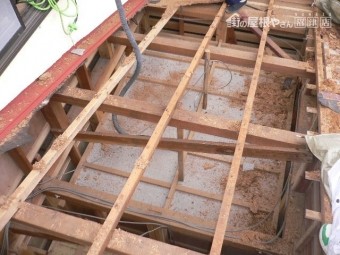 沼津市屋根・野地板解体
