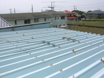 沼津市物置折板屋根錆び