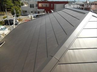 板金の棟取り付け