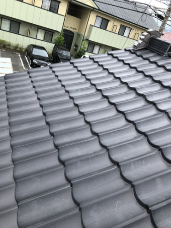 長泉釘浮き瓦屋根