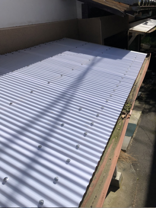 沼津ポリカ波板貼替施工後