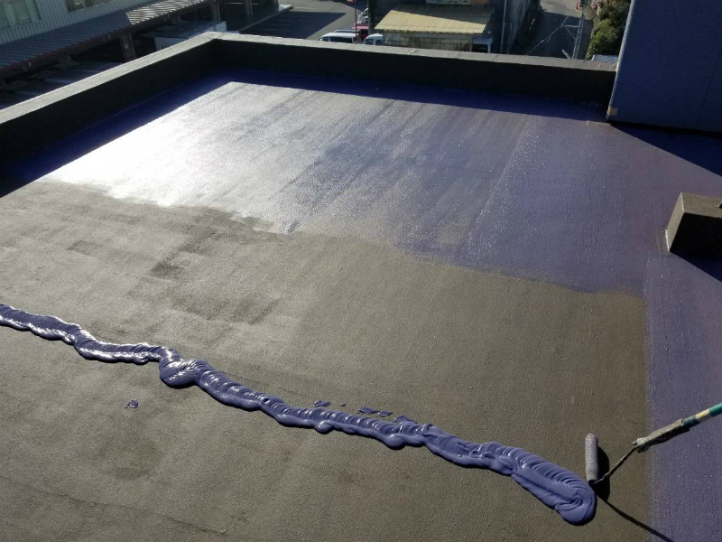 沼津市のマンションの屋上防水ＡＥコート塗布をしました。