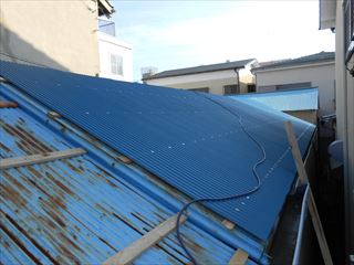 トタン屋根補修