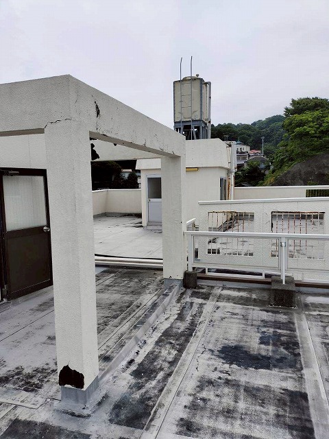 屋上調査　雨漏り