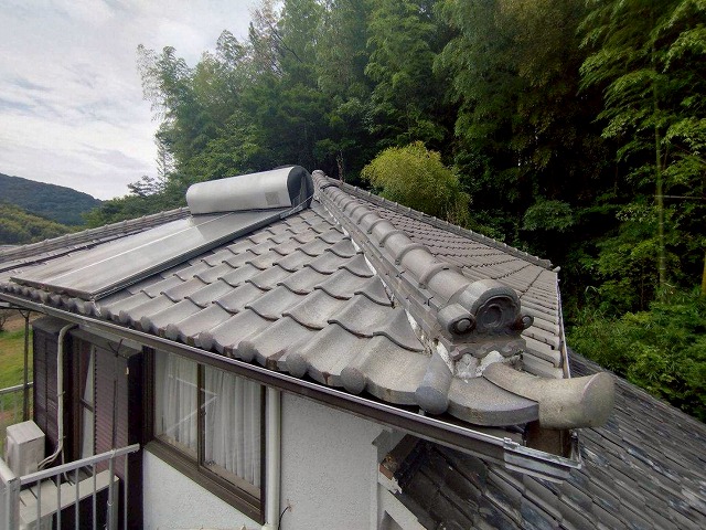 瓦屋根