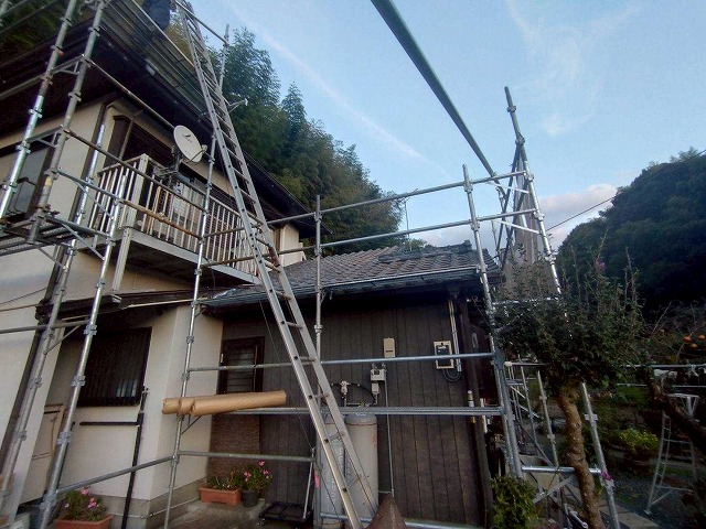 足場設置の様子