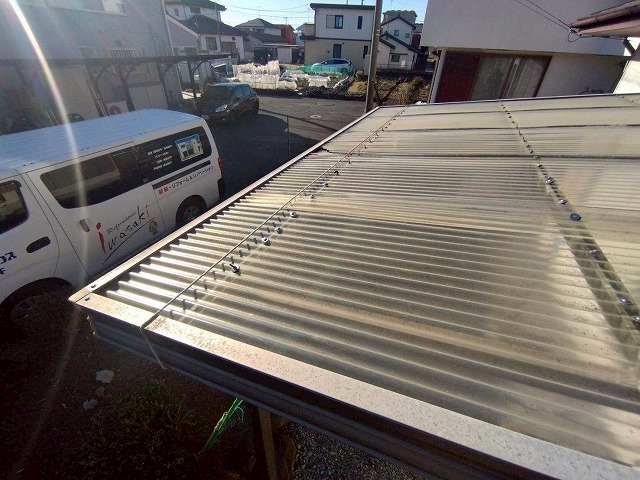 波板屋根