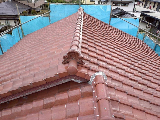 瓦屋根