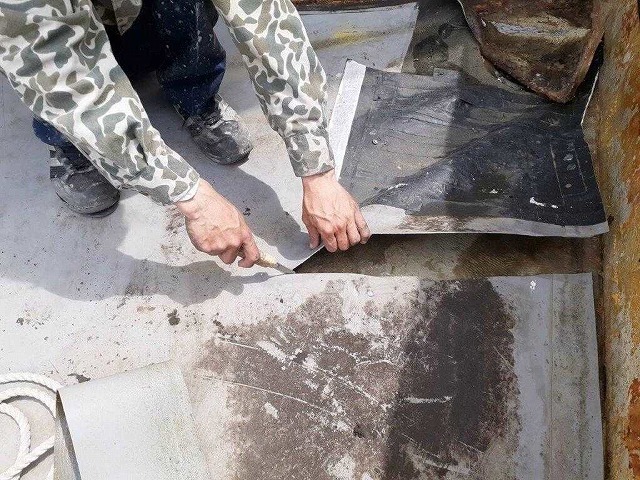 シート防水撤去作業